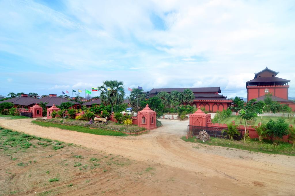 Gracious Bagan Hotel New Bagan Bagian luar foto
